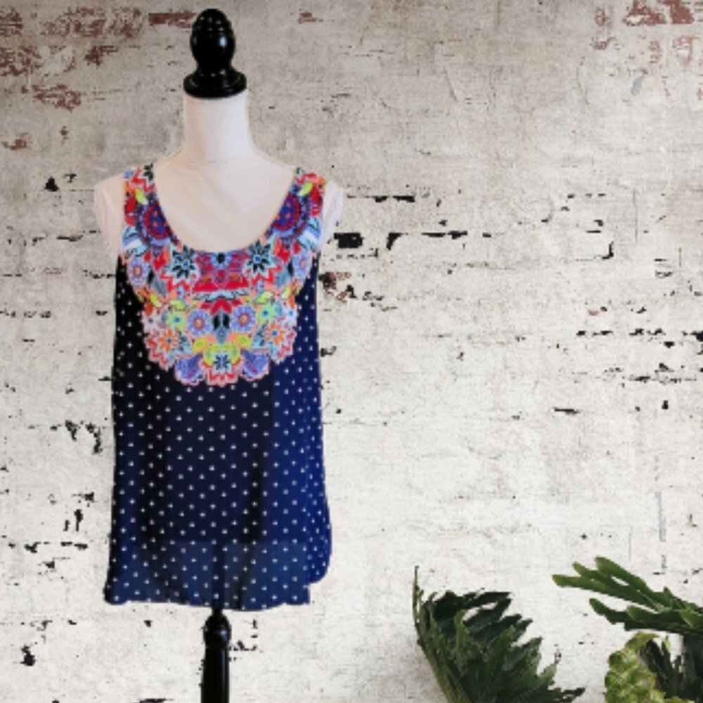 NWT Est 1946 Sleeveless Polka Dot and‎ Floral Blouse Navy Blue in Size Large